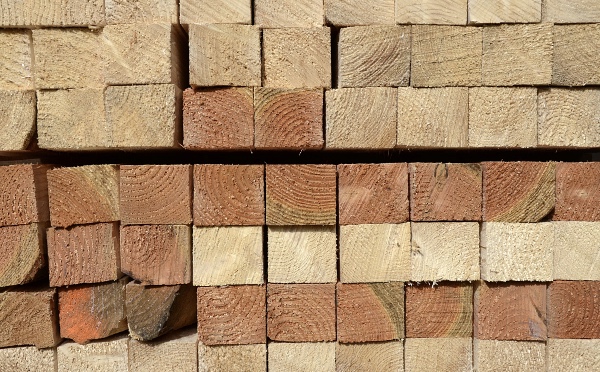 炭化木厂家简述炭化木与防腐木的区别
